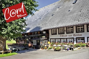 Esterni