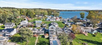 Lakefront 6BR w/ Heated Pool, Fire-pit & Boat Slip