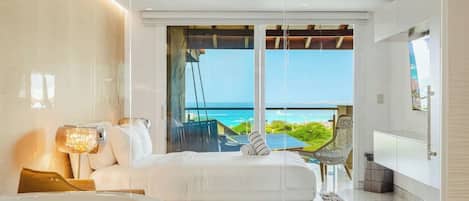 2 bedrooms, desk, travel cot, free WiFi