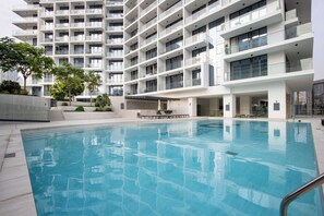 Pool - Brand New 1B with Burj Khalifa View in Business Bay (Dubai)