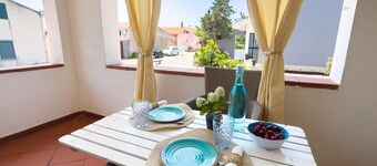 Tu refugio de relax en Mandriola, a pocos pasos del marBienvenido al Apartamento Corallo, un acogedor estudio situado en Mandriola, a solo 3 minutos a pie de la playa. Es ideal para quienes buscan unas vacaciones llenas de tranquilidad y comodidad.El apa