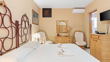 4 Schlafzimmer, Zimmersafe, BĂŒgeleisen/BĂŒgelbrett