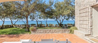 Overlooking the incredible beauty of the San Giovanni di Sinis coast, Villa Maestrale is an exclusive residence designed for those seeking privacy, comfort, and a breathtaking sea view.The spacious and bright villa comprises four bedrooms, one of which i