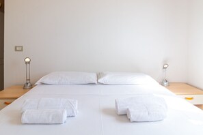 2 camere, culla da viaggio