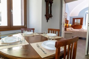 Dining - Residenza Deriu-Maria (Bosa)