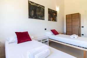 Spa - Casa D'Autore | Cabras with parking (Cabras)