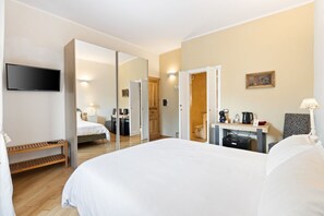 Room - Bosa Eye House 1873 | Castle (Bosa)