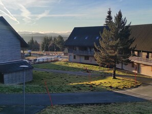 Property grounds - Apartment 5 Pers. with Pool in Super-Besse (Besse-et-Saint-Anastaise-Super Besse)