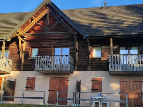 Apartment 5 Pers. with Pool in Super-Besse