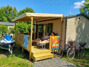 Property grounds - Comfortable mobile home with terrace in Saint-Gérons (Saint-Gérons)