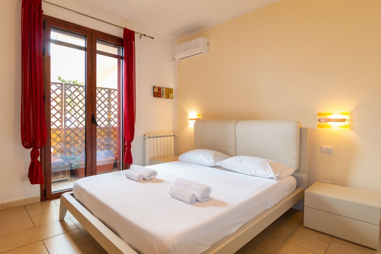 Tabla de planchar con plancha y cuna de viaje 