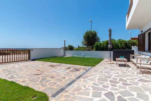 Casa dei Bucanieri-Seaside garden
