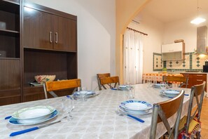Dining - Villa Caterina- Santa Caterina Di Pittinuri (Santa Caterina di Pittinuri)