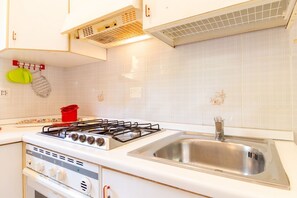 Fridge, microwave - Moon Dunes House | Torre dei Corsari (Arbus)