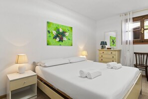 2 bedrooms