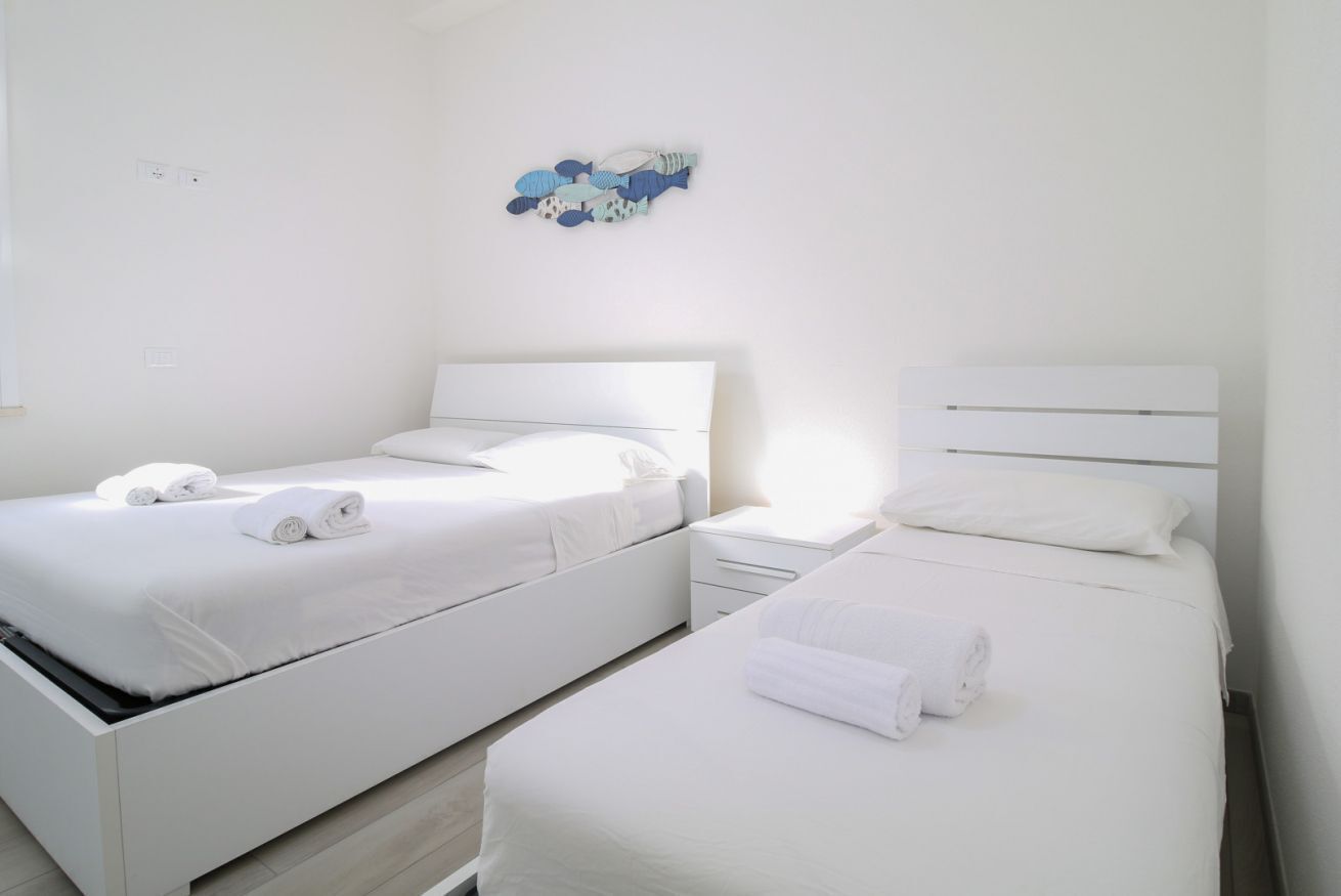 2 bedrooms