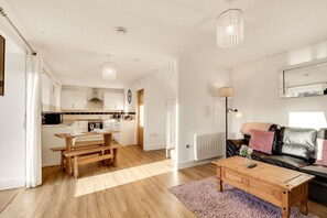 TV - Humbleton- North East Escapes (Wooler)