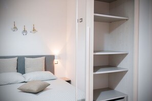 2 bedrooms