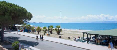 Strand