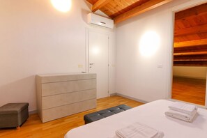 2 bedrooms - Xenia Boutique House 5 (ORISTANO)
