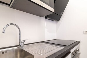 Kylskåp, diskmaskin och brödrost