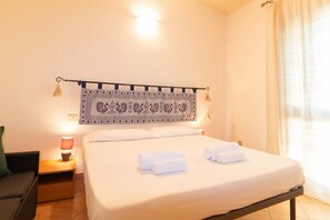 Room - La Casa delle Rose- Serenity pool (CUGLIERI)