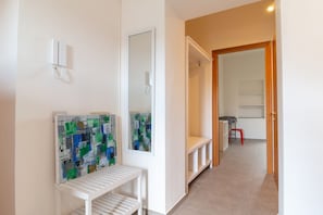 Interior - Easy Cabras B- Comfort (Cabras)