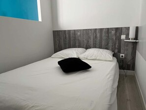 Iron/ironing board, WiFi, bed sheets - Le Coquet | Studio Arènes, Toulouse (Toulouse)