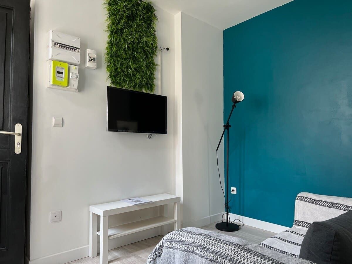 Bügeleisen/Bügelbrett, WLAN, Bettwäsche