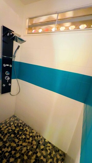 Dusche, Haartrockner