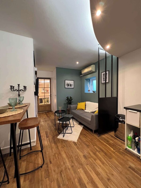 Télévision, espaces bureaux