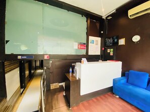 Reception - Hotel Venture Grand (Mumbai)