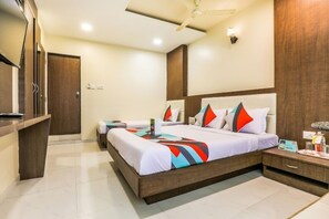 Family Triple Room | Free WiFi - Hotel Venture Grand (Mumbai)