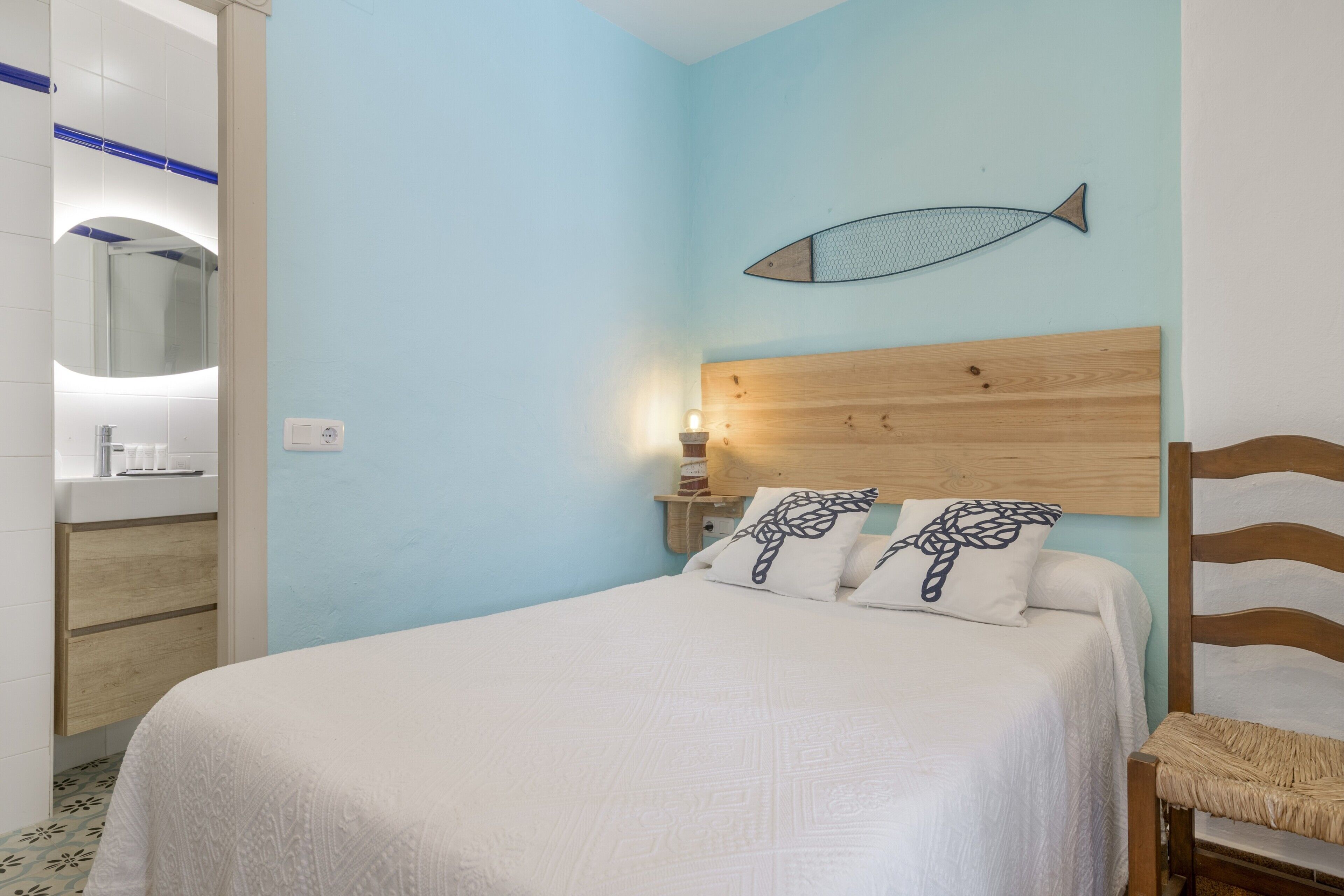 WiFi、ベッドシーツ