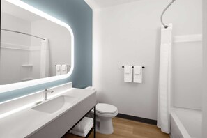 Douche, serviettes fournies