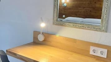 Comfort Double Room | Blackout curtains, soundproofing, free WiFi, bed sheets