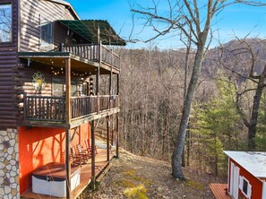 Property grounds - Nascar Nation | By Colonial Properties (Sevierville)