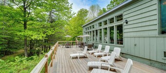 3 Mi to Story Land: All-season Family Condo