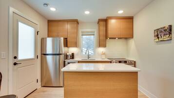 Apartment (1 Bedroom) | Interior