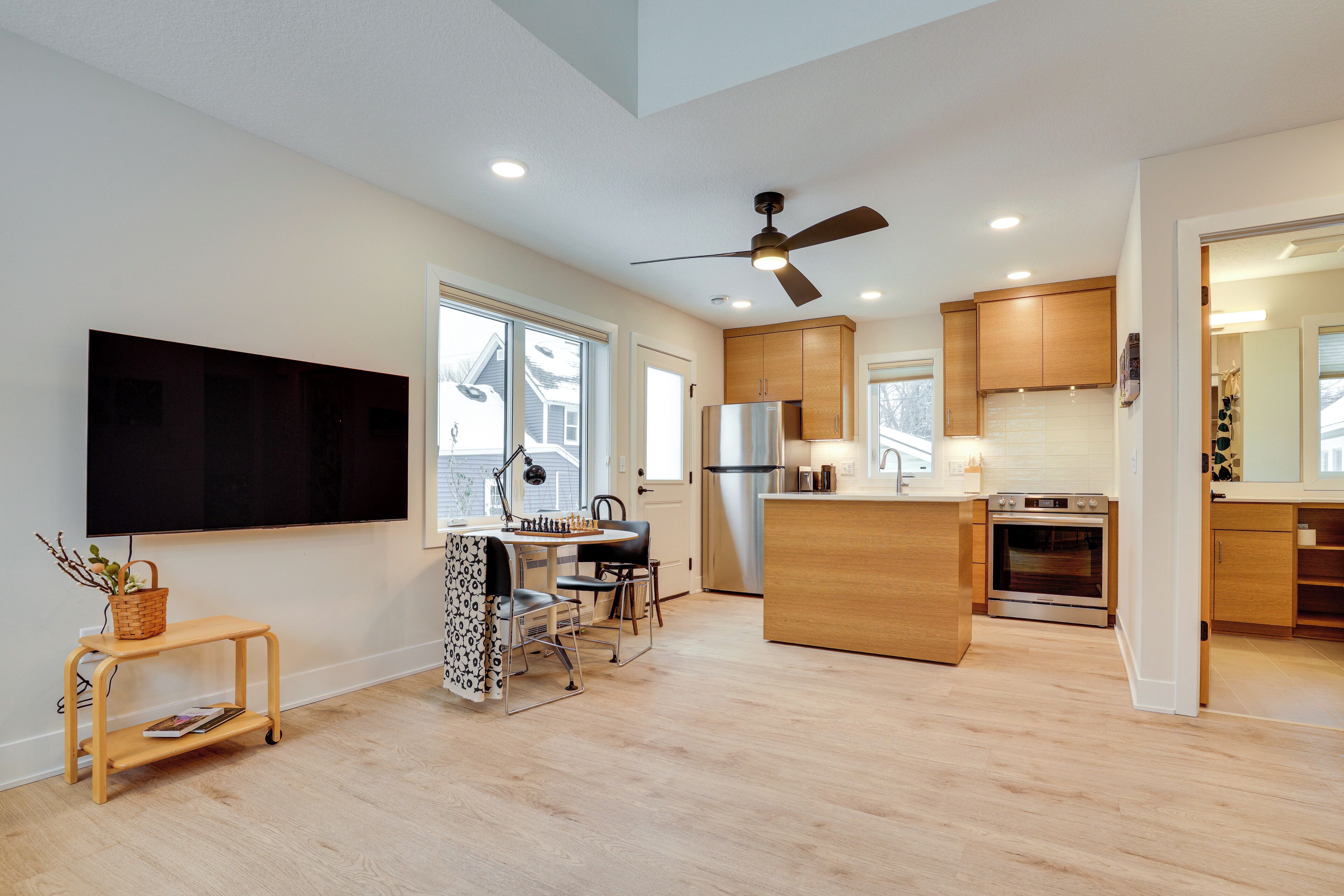 Apartment (1 Bedroom) | Interior