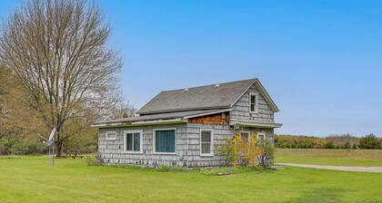 Bear Lake Home: 6 Miles to Arcadia Beach!