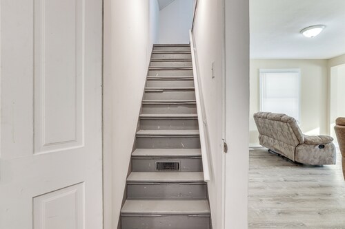 Farmhouse on 40 Acres! Bear Lake Getaway