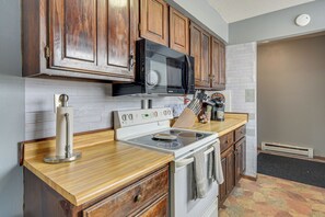 House (2 Bedrooms) | Interior - Walk to Crooked Lake Beach & Dtwn! Home w/ Patio (Siren)