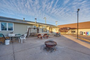 House (2 Bedrooms) | Interior - 2 Blks to Snowmobile Trail: Home w/ Patio in Siren (Siren)