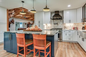 House (3 Bedrooms) | Interior - Texoma Retreat w/ Yard, Fire Pit & Boat Parking (Pottsboro)