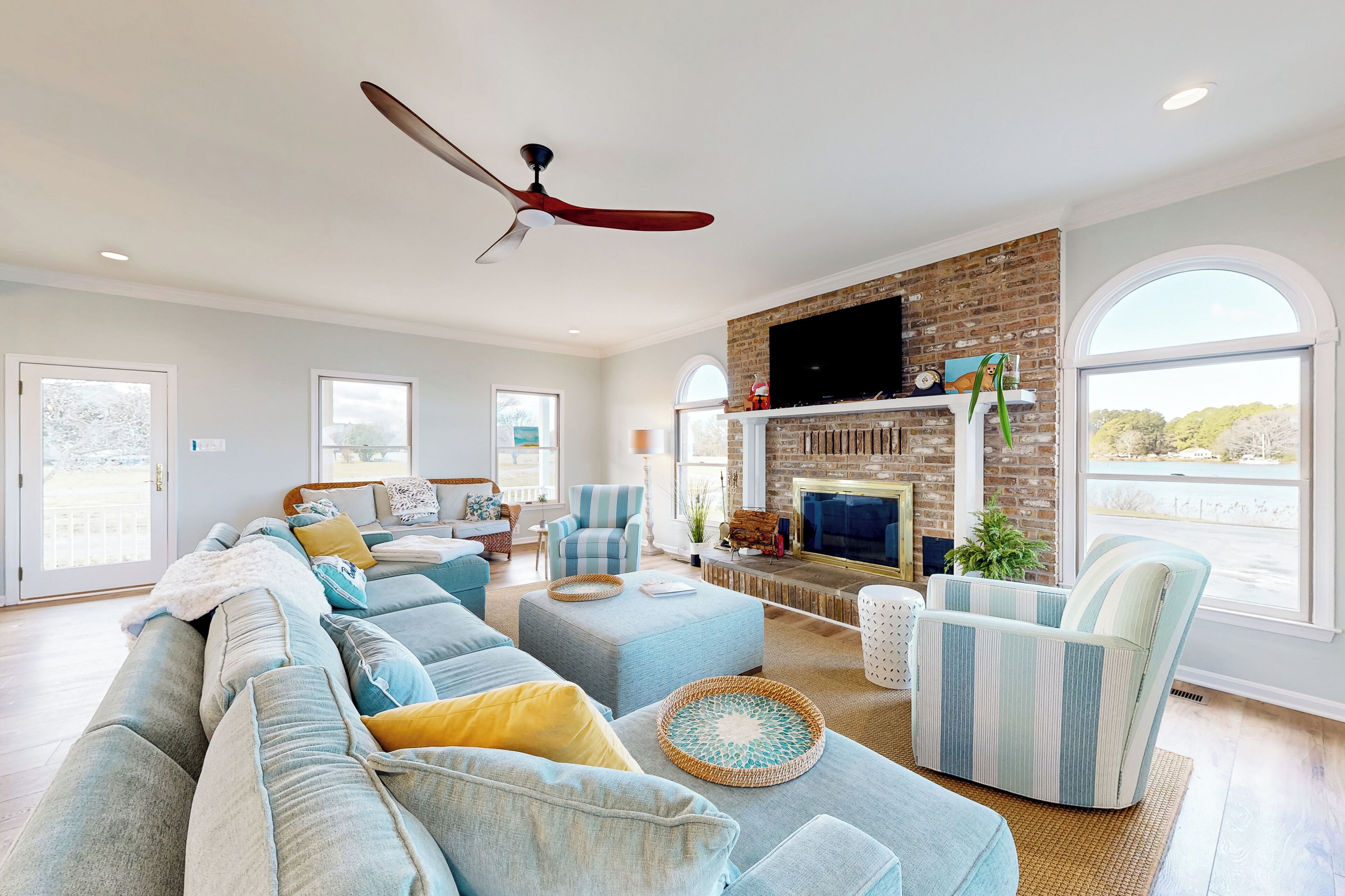 House (5 Bedrooms) | Interior