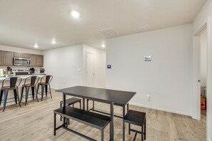 House (3 Bedrooms) | Interior - Walk to The Plains Golf Course: Getaway in Cheney! (Cheney)