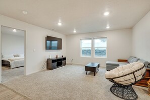 House (3 Bedrooms) | Interior - Walk to The Plains Golf Course: Getaway in Cheney! (Cheney)