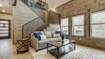 Talo (3 Bedrooms) | Sisätilat