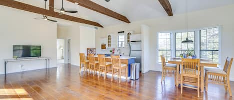 Vista frontal de la propiedad